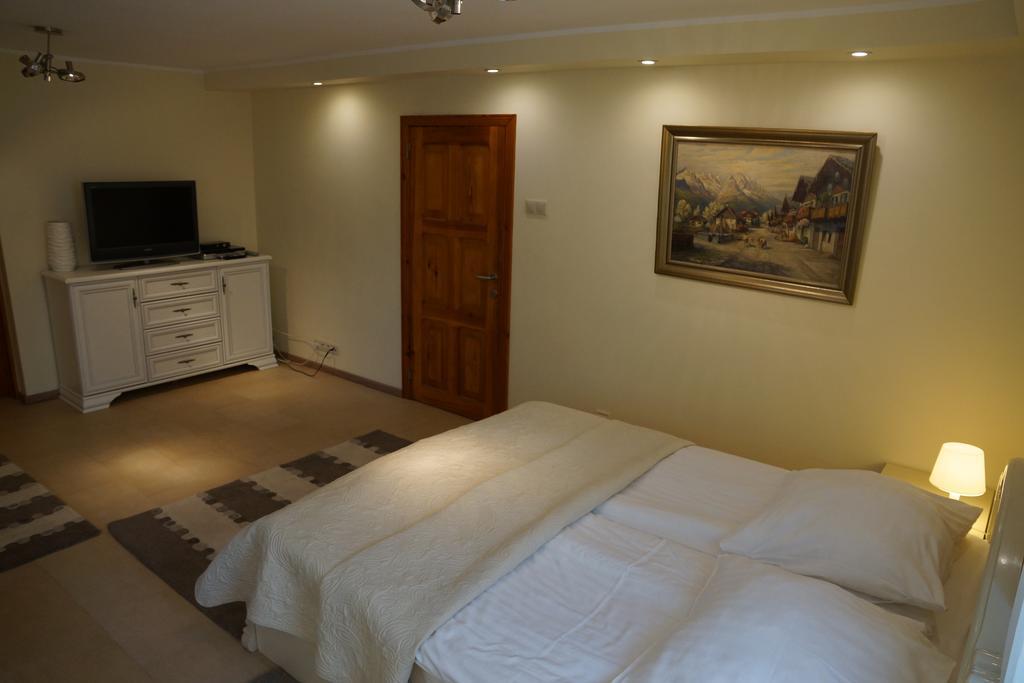 Moris Ground Apartment *