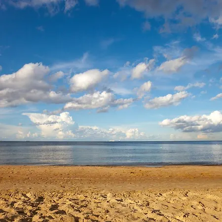 Moris Ground Beach Suite Гданськ Екстер'єр фото